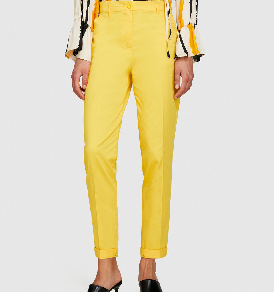 Cigarette trousers - women's skinny fit trousers - Yellow | Sisley image number 4